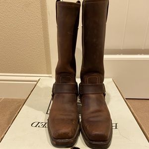Frye Harness woman’s boots